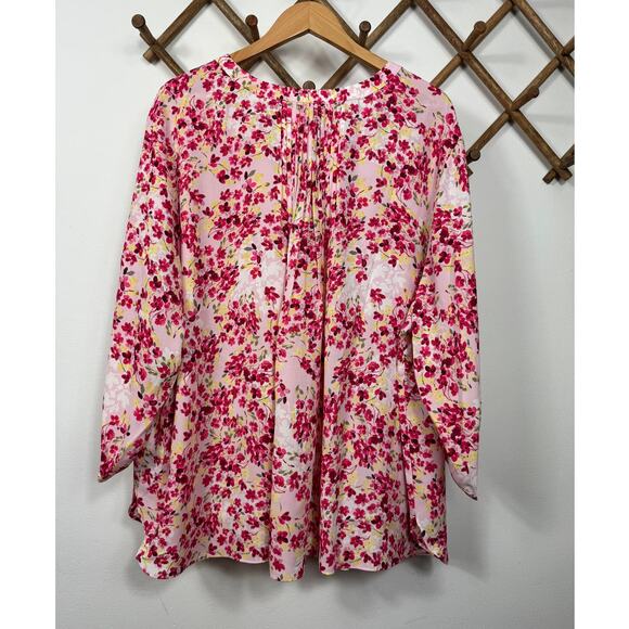 New NYDJ Pintuck Blouse in Summer Wind Plus Size 3X - Picture 4 of 8